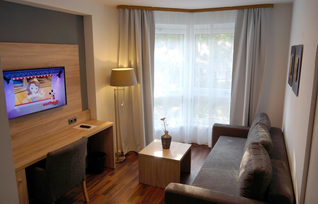 Blncty Hotel Berlin Exterior photo